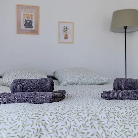 Le Jardin Roosevelt-parking-airport 15' Merignac (Gironde)